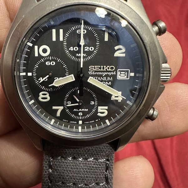 Seiko 7t62-0bz0 Titanium Watch Sapphire Crystal | WatchCharts Marketplace