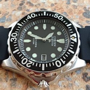 Citizen Eco-Drive Air Diver's 200m E168-T005446 Monococque