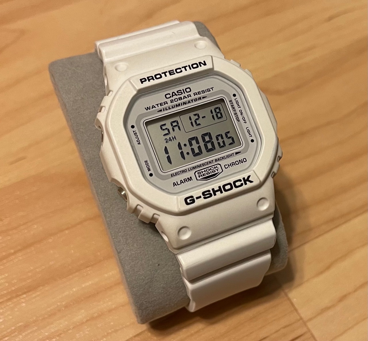 WTS] Casio G-Shock DW-5600MW-7 Special Color Models Square White