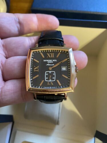 Stunning RAYMOND WEIL 2836 Wristwatch with box and papers 2003