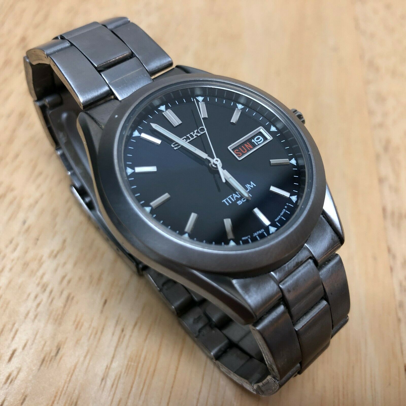 Seiko 7N43-0AB0 Mens 50m Titanium Analog Quartz Watch Hours~Day Date~New  Battery | WatchCharts