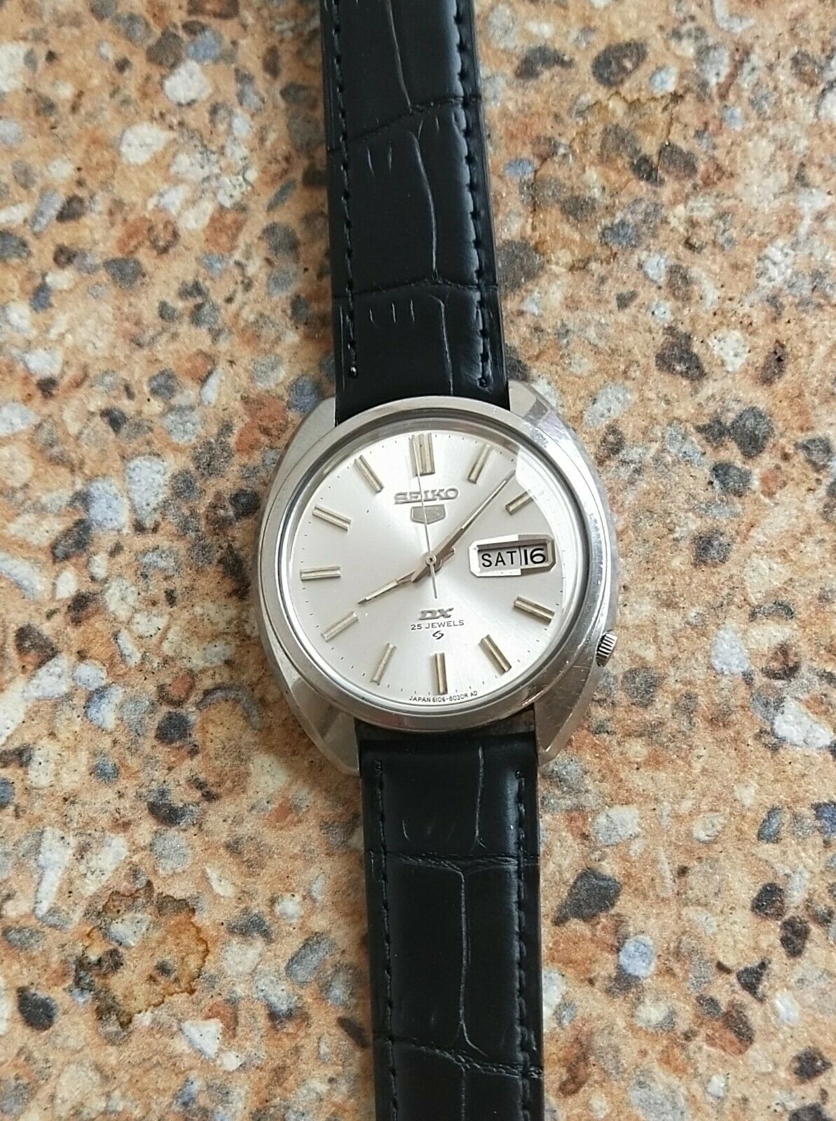 Vintage Seiko 5 DX 25 Jewels Automatic 6106 8010 JDM March 1967