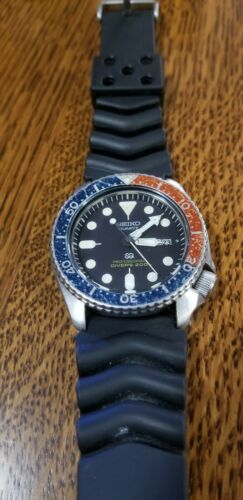 Seiko 7C43 700A Quartz Pepsi 200m Professional Diver s Watch