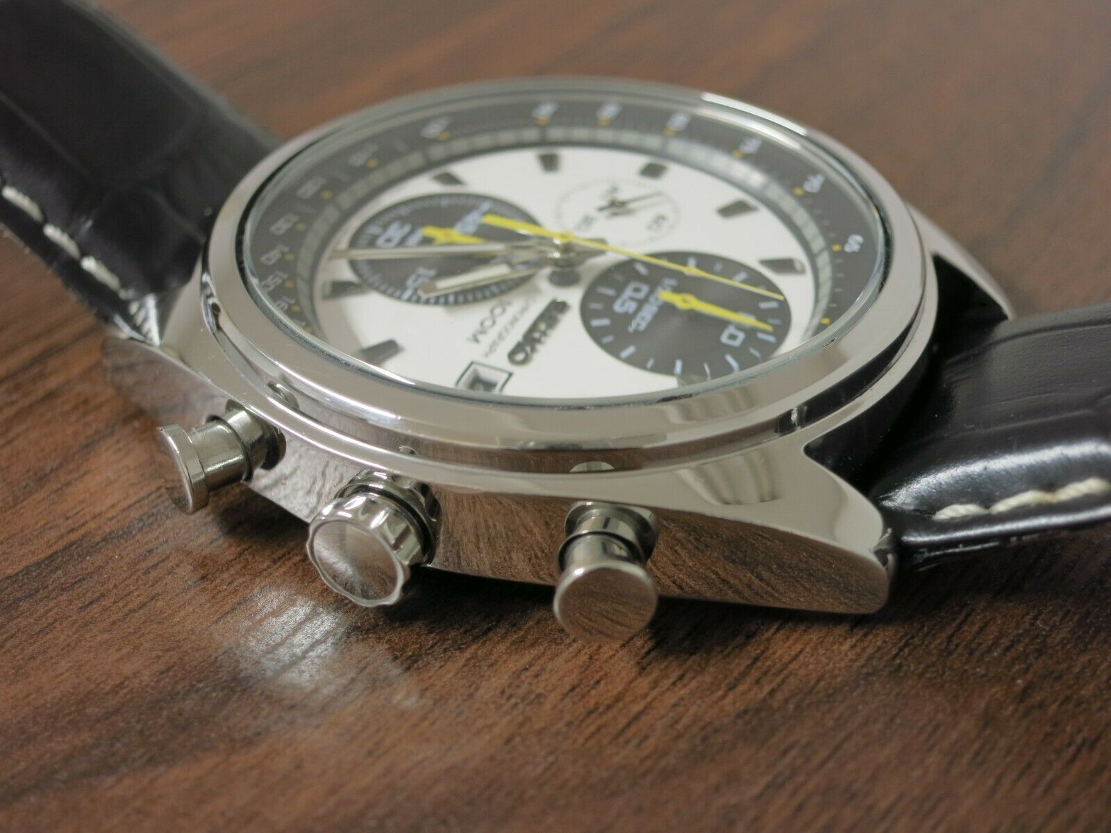 Seiko 7T92 0RT0 Chronograph SNDF93P1 Leather Strap Panda 