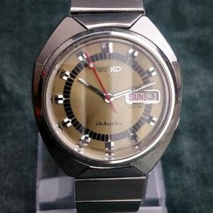 RARE VINTAGE 1970s GOLD/BLACK SEIKO ADVAN 7019 - 7150 STEEL AUTOMATIC WATCH  VGC | WatchCharts