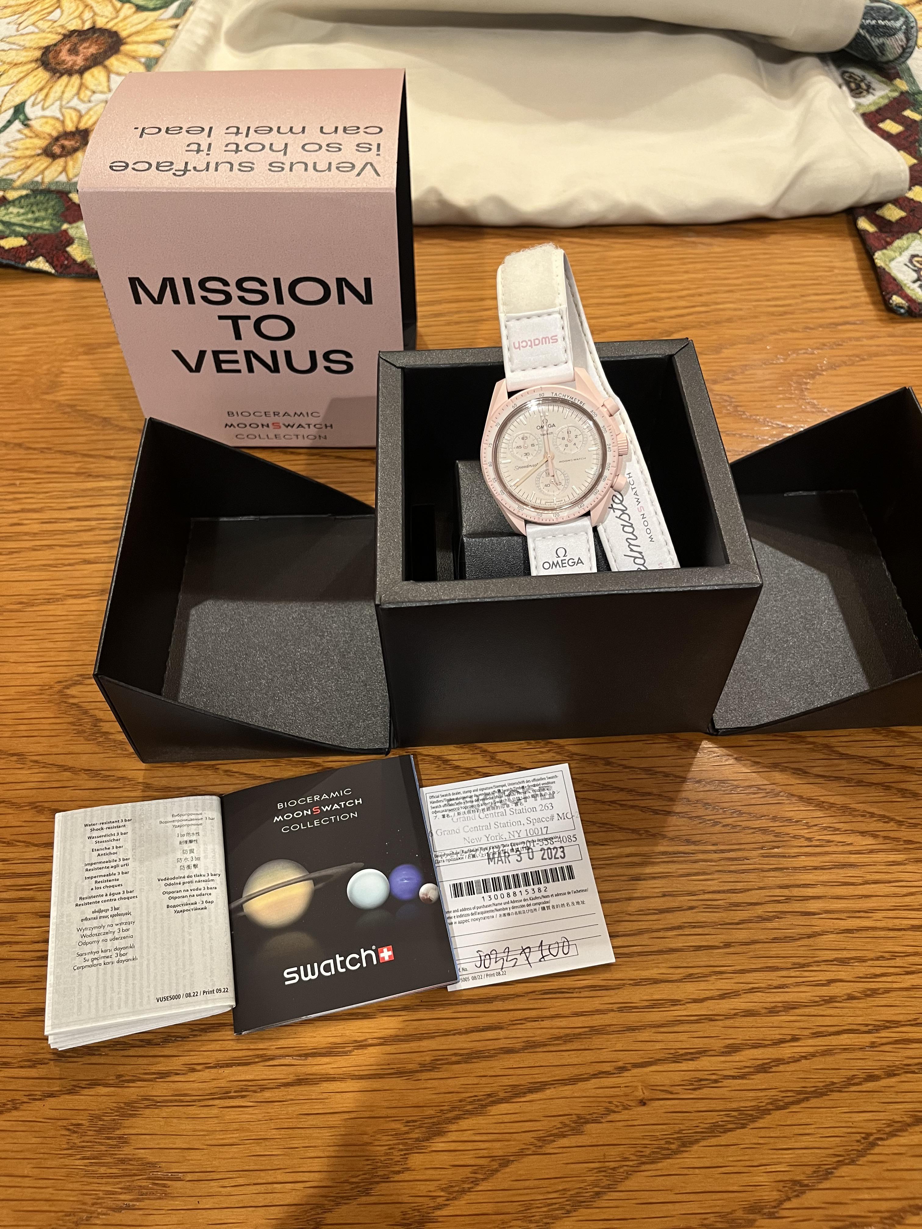 MISSION TO VENUS - Bioceramic MoonSwatch Collection