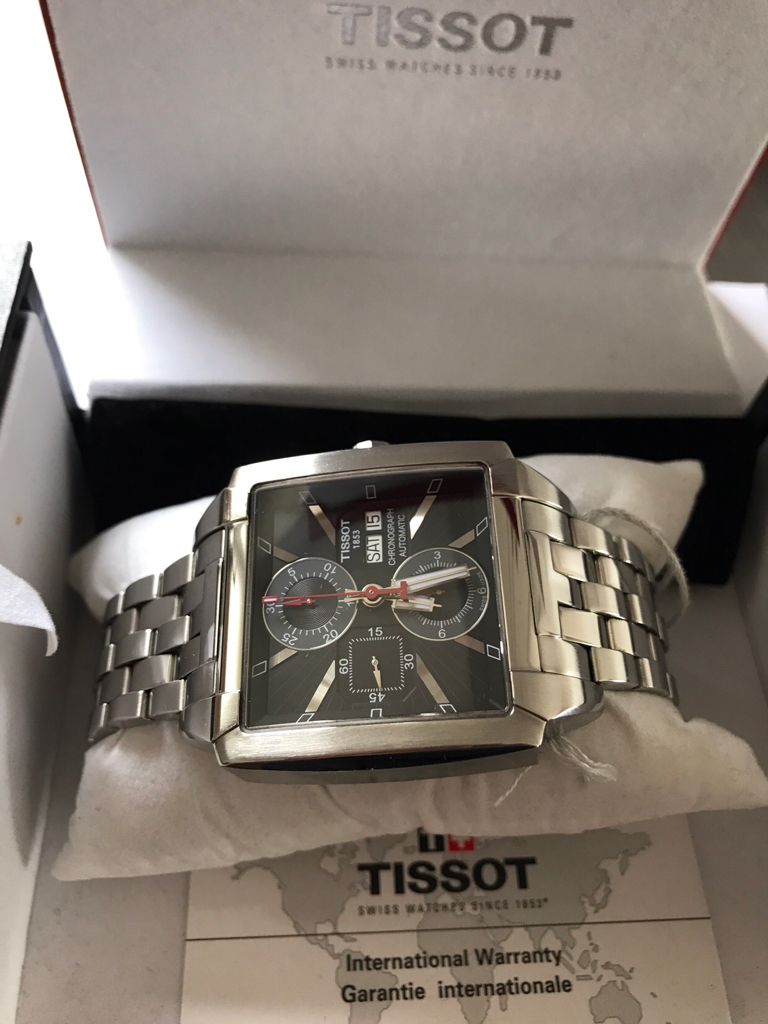 Tissot quadrato hot sale chrono valjoux