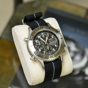 CASIO TIC-4 TIMBER CRUISER 1325 ILLUMINATOR DIVE WATCH 200M