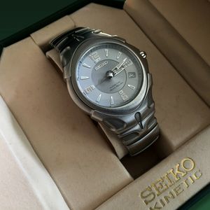 Seiko Kinetic Auto Relay Wrist Watch SMA011 5J22-0A20 | WatchCharts
