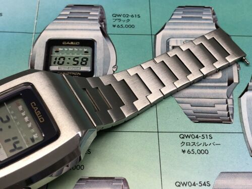 A Set - 04-501 CASIO Casiotron 1974 Digital LCD Quartz watch uhr