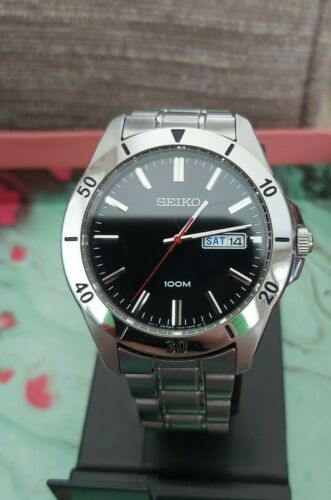 2003 SEIKO Mens Quartz Diver Sports Watch with Day Date 7N43