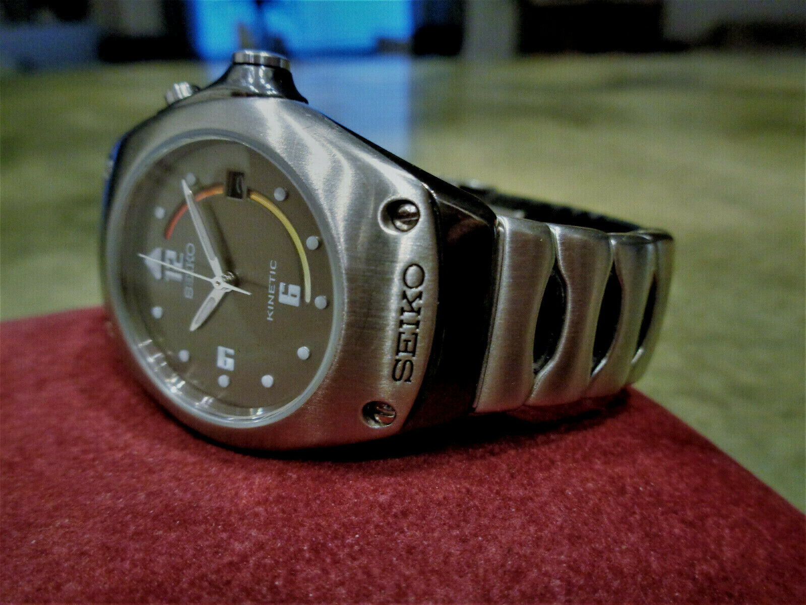 SEIKO KINETIC 3M22-0D30 自動巻き時計 Vintage Rare Seiko Kinetic Arctura 3M22-0D30 3M22 0D30 Watch Orig