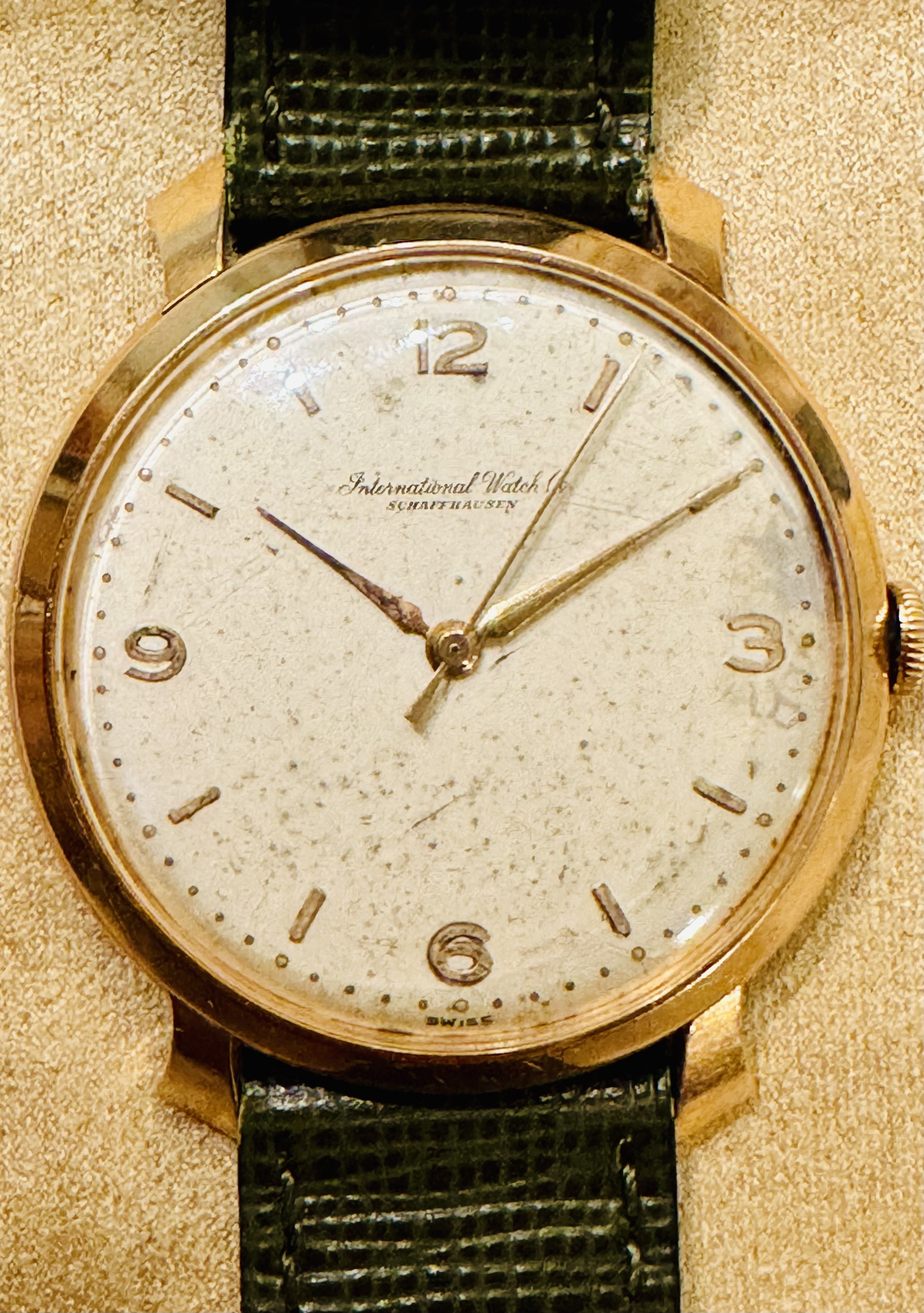 Iwc cal hotsell 89 gold