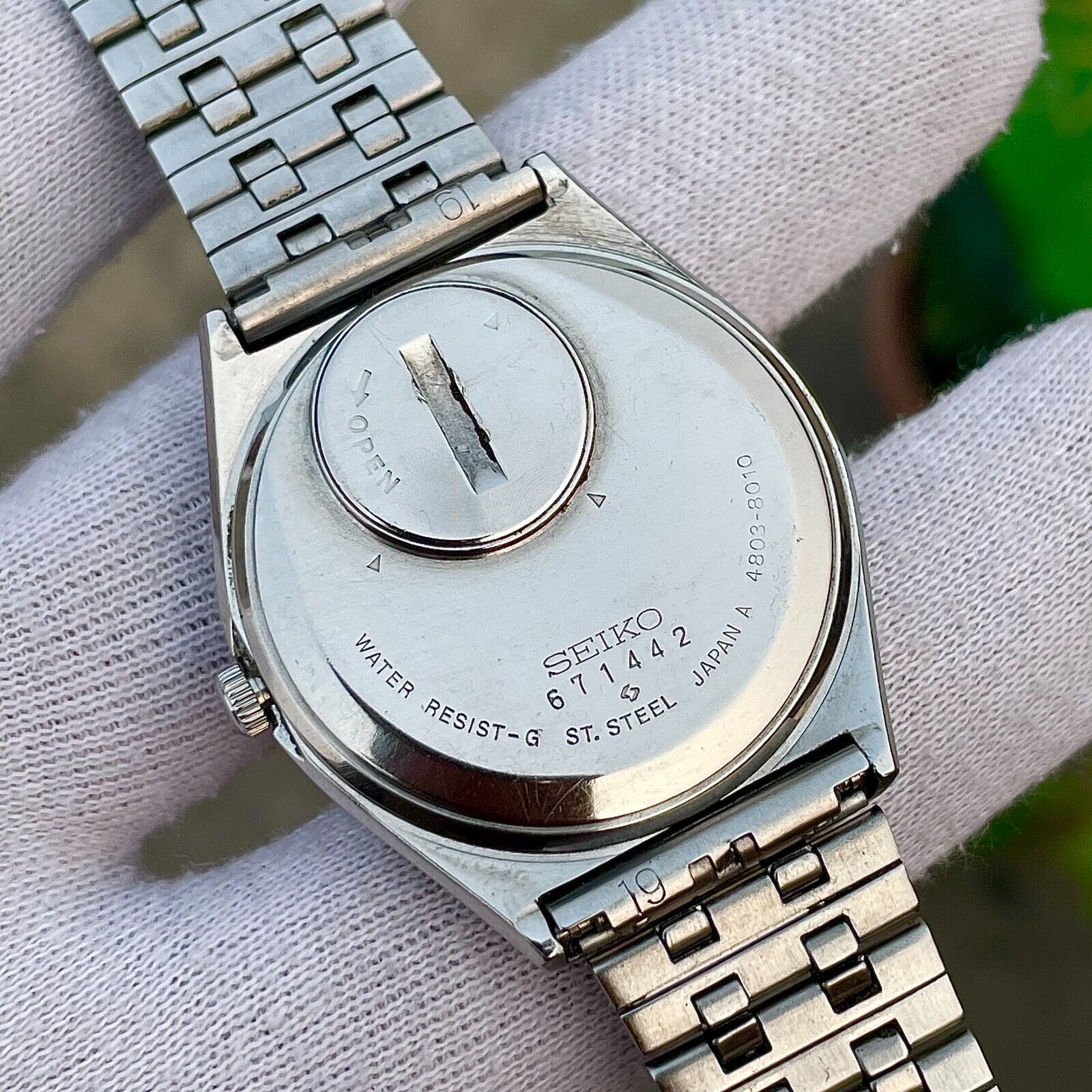 Vintage Seiko Quartz JDM Snow Flake Day/Date Men's Watch