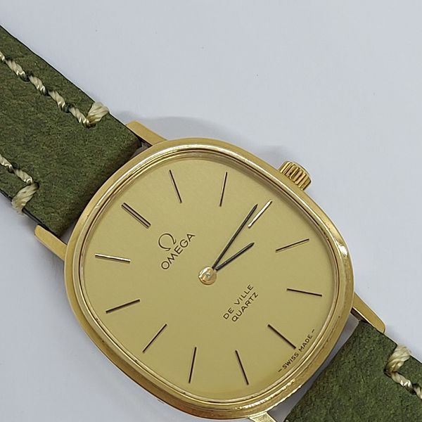 Omega Vintage Swiss Watch, Rare Square Tank, Ref. 3797, Cream Dial, Cal. R17.8 from 1940's main image 1