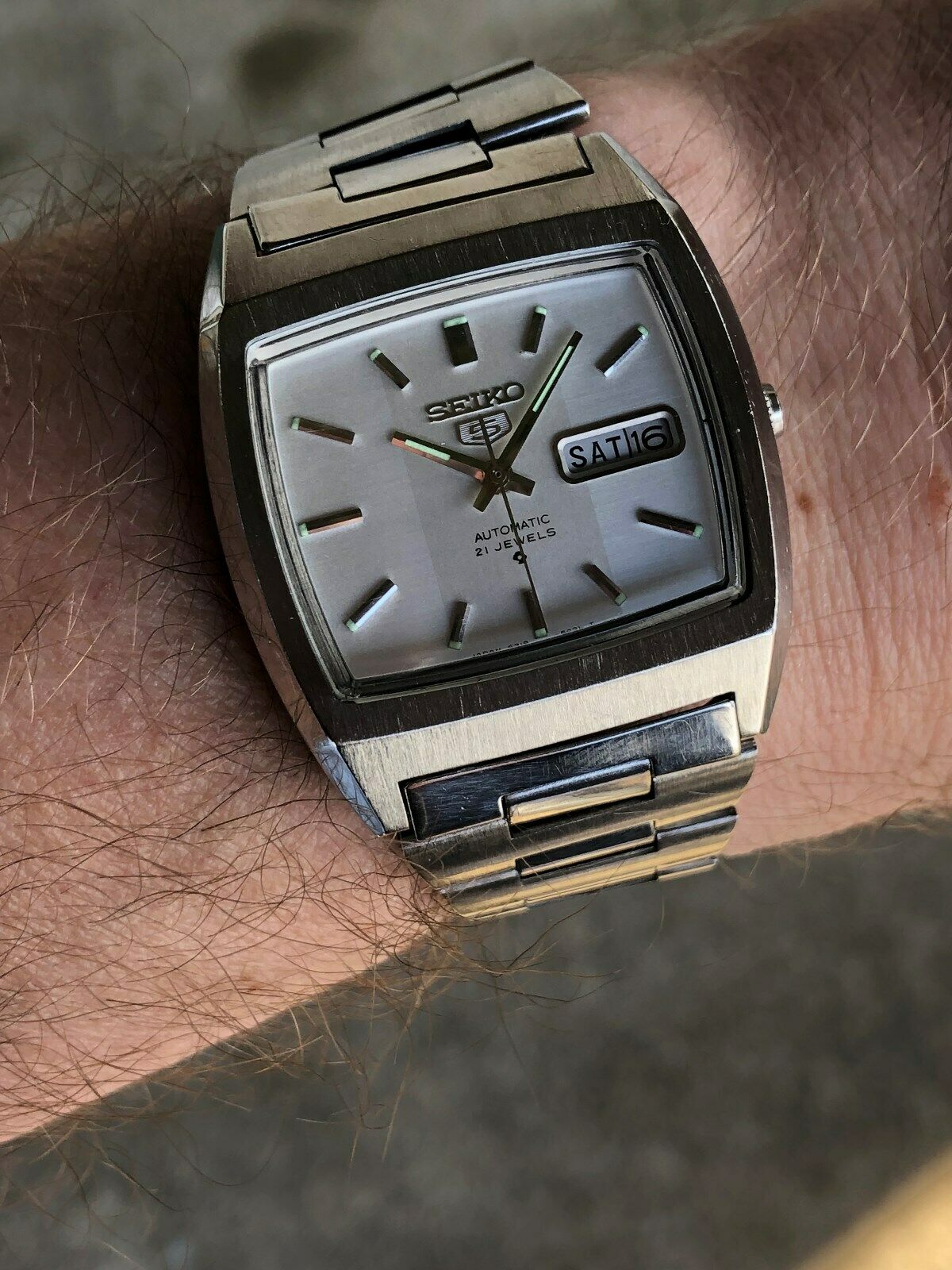 Vintage Seiko 6319 5021 silver textured dial day/date English