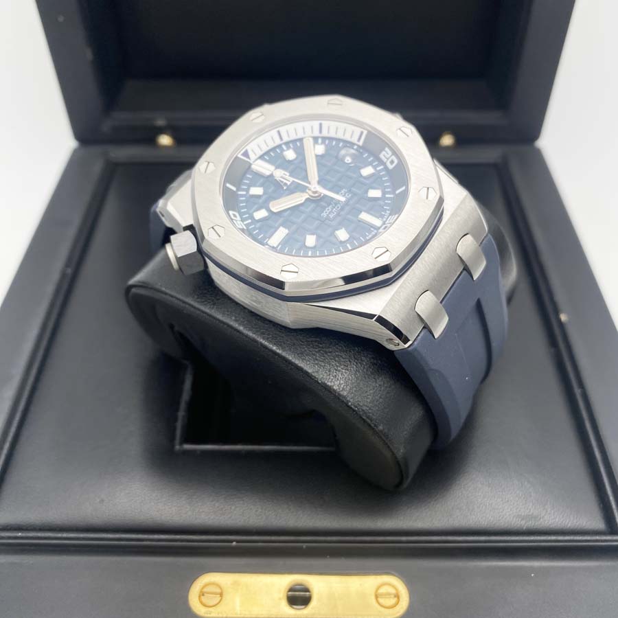 Audemars Piguet HAS PAPERS Royal Oak Offshore Diver 42mm Grey