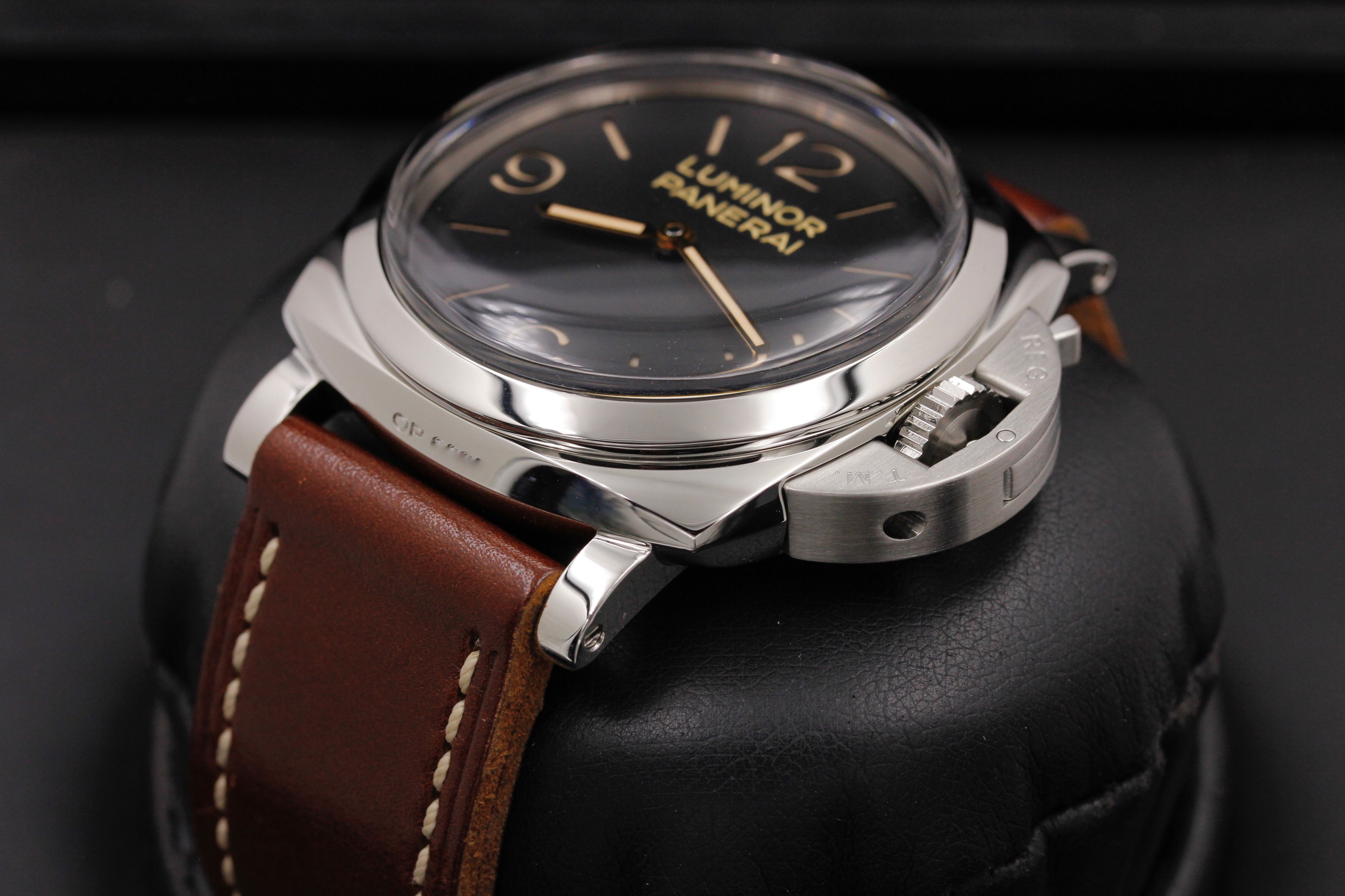 FSOT Panerai Pam 372 P Series 47mm Luminor Plexi 2015