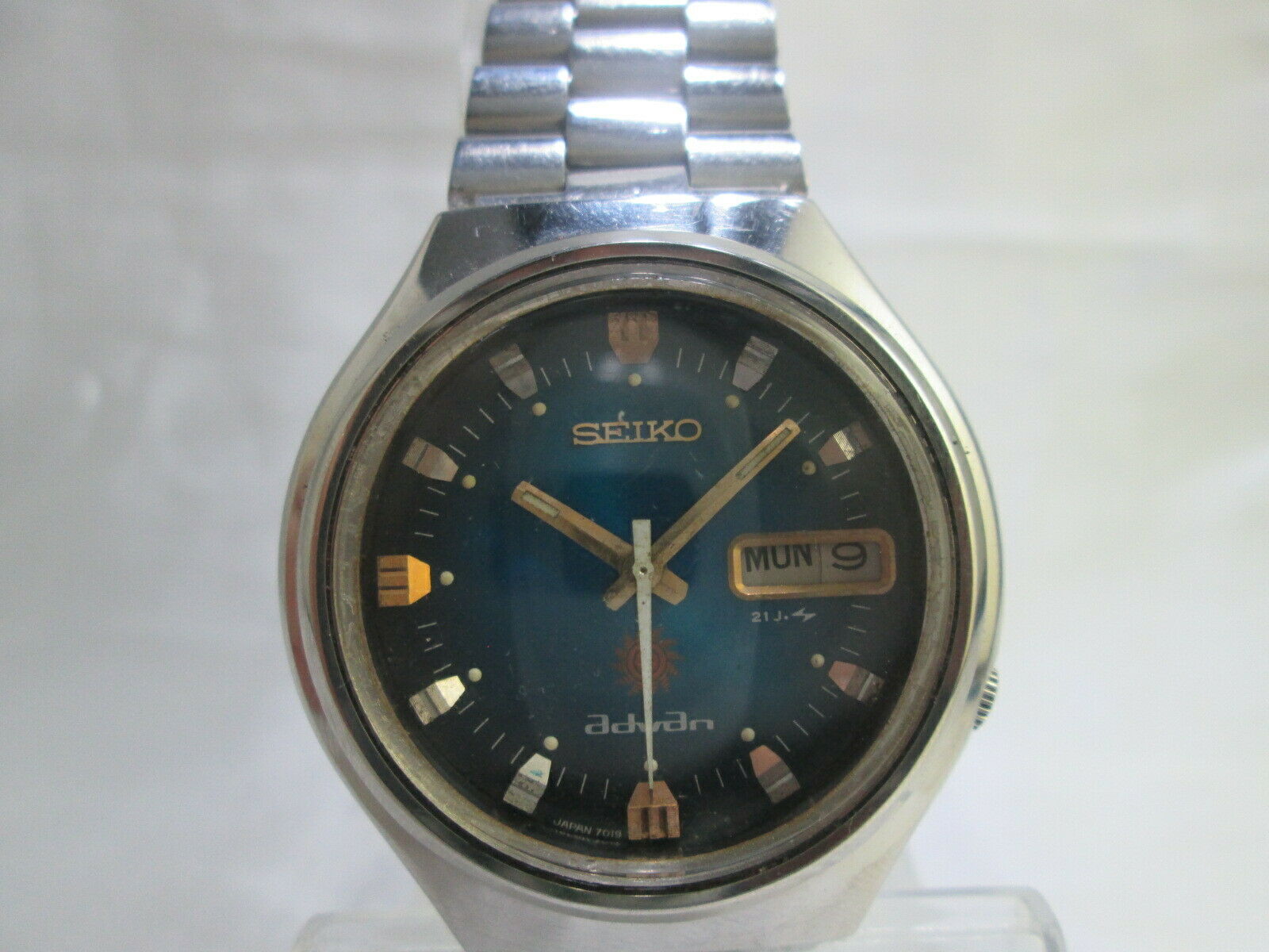 SEIKO ADVAN 7019-7260 DAYDATE STAINLESS STEEL AUTOMATIC MENS WATCH