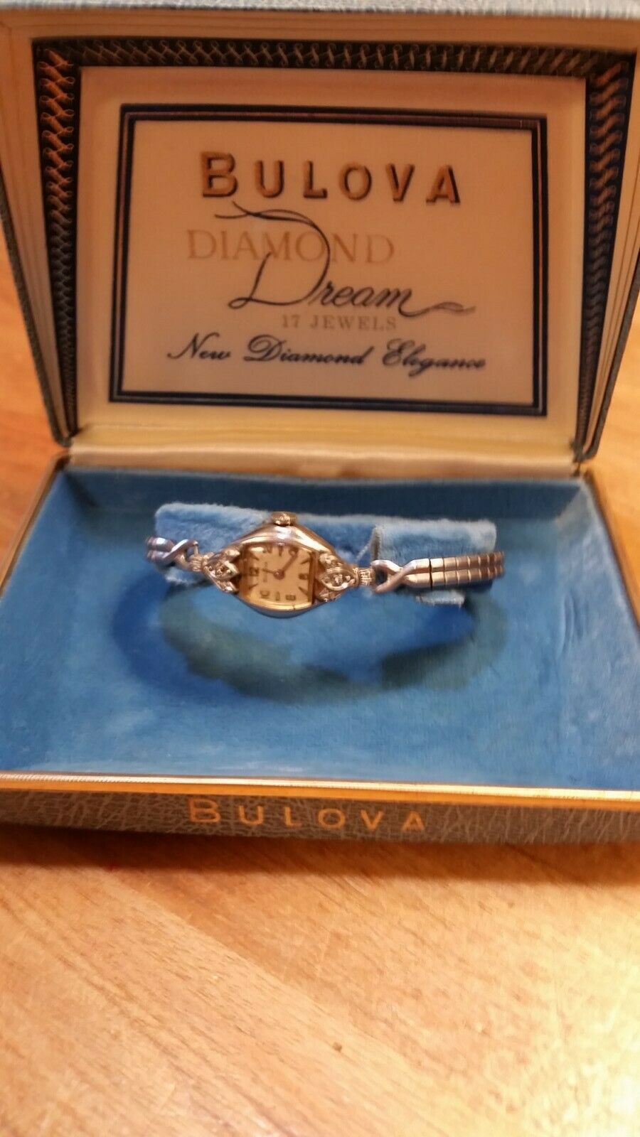 Vintage Bulova Diamond Dream New Diamond Elegance Watch Box