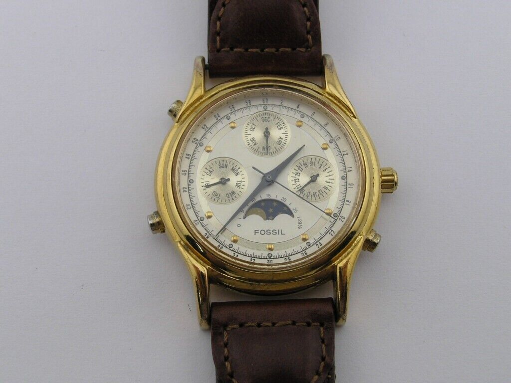 Vintage Fossil TG-4012 Triple Date Moon Phase Watch 1994 