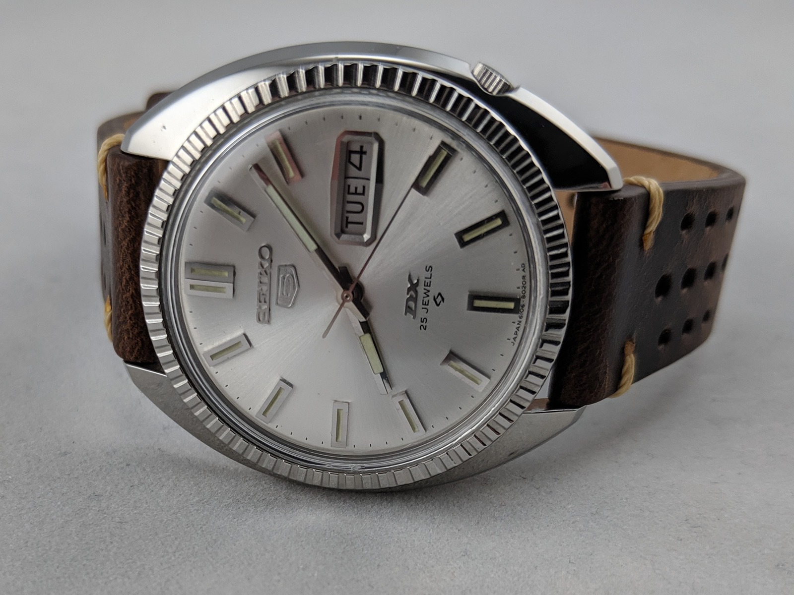 WTS] 1967 Seiko 5 DX 6106-8020 | WatchCharts Marketplace