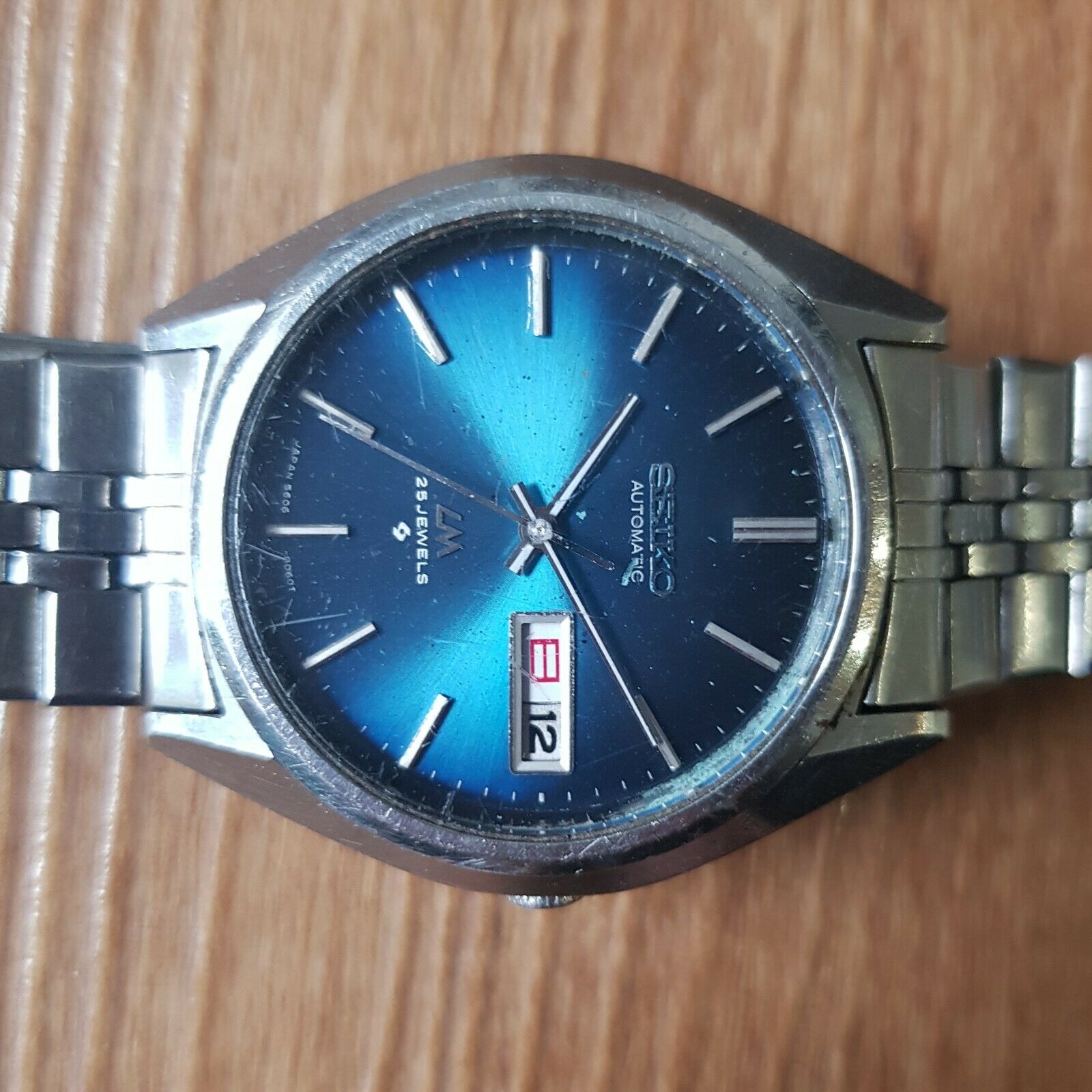 Vintage Seiko Lord Matic 5606-8030 Blue Dial 25J Kanji Mens Auto