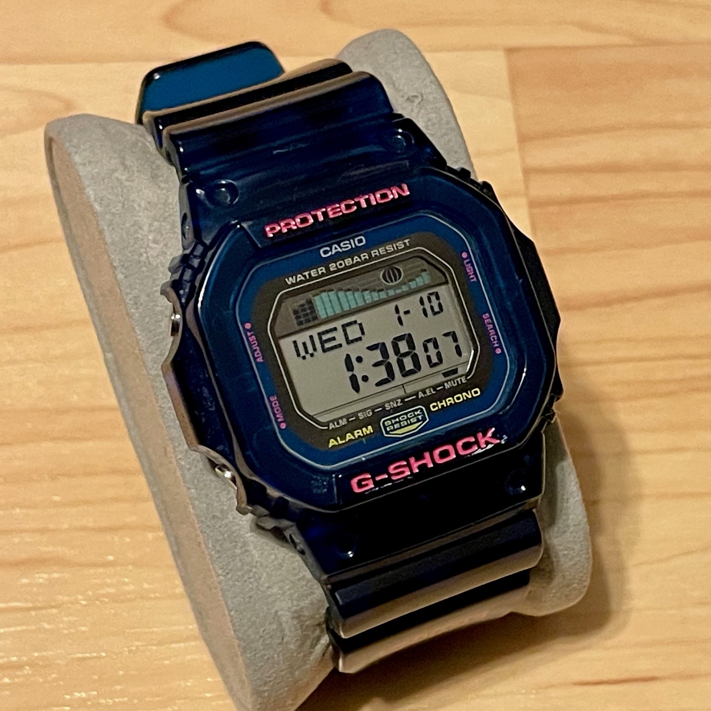 WTS] Casio G-Shock GLX-5600C-2 Blue Jelly Surf G-Lide Tide &amp 