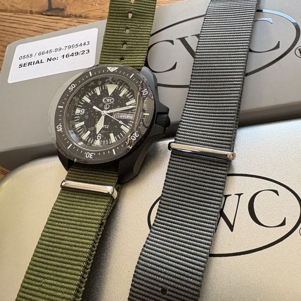 Military CWC Diver SBS Unworn Boxed | WatchCharts Marketplace