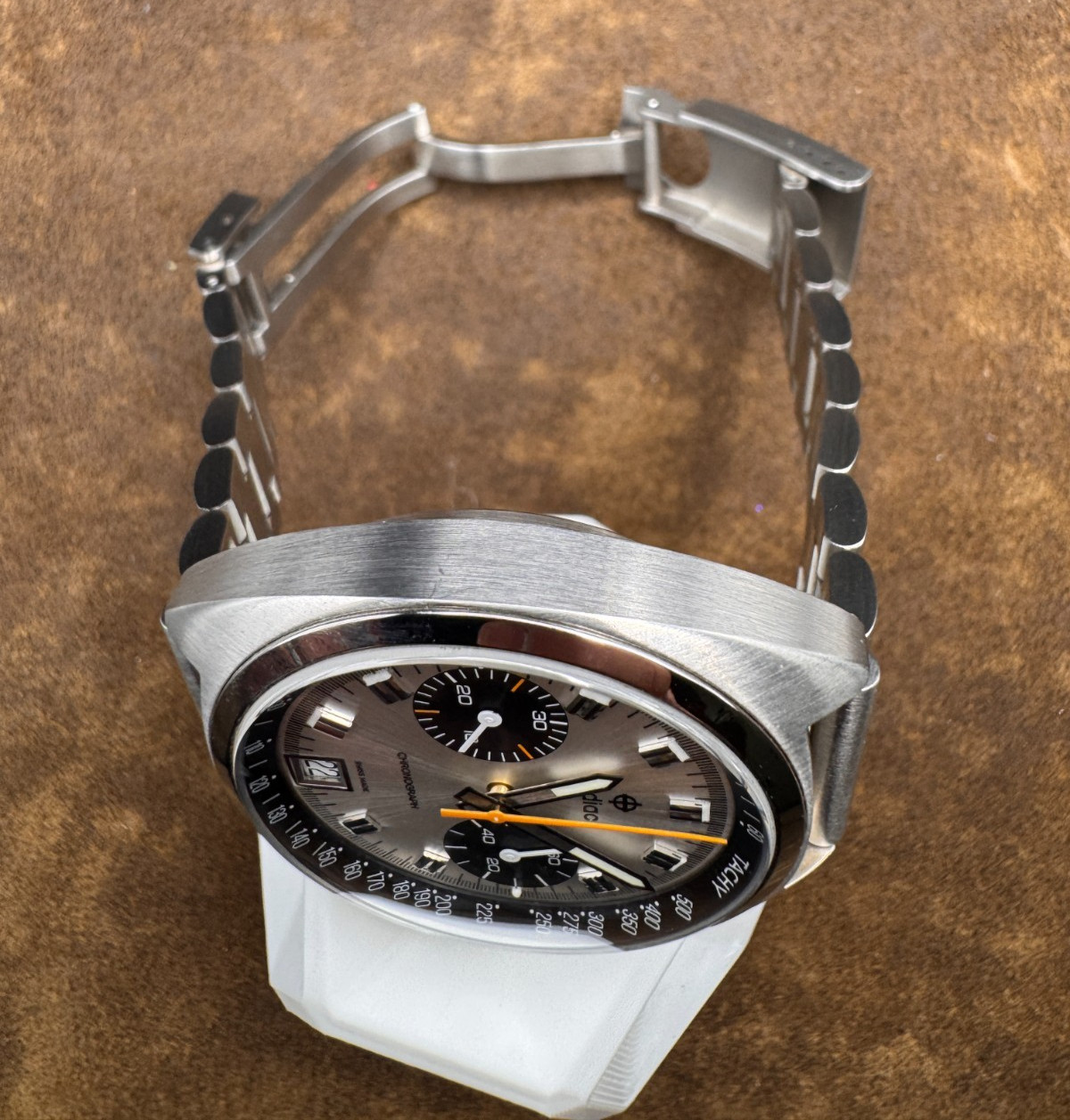 ZODIAC Grandrally ZO9600 100M Chronograph Date Quartz Men's Watch