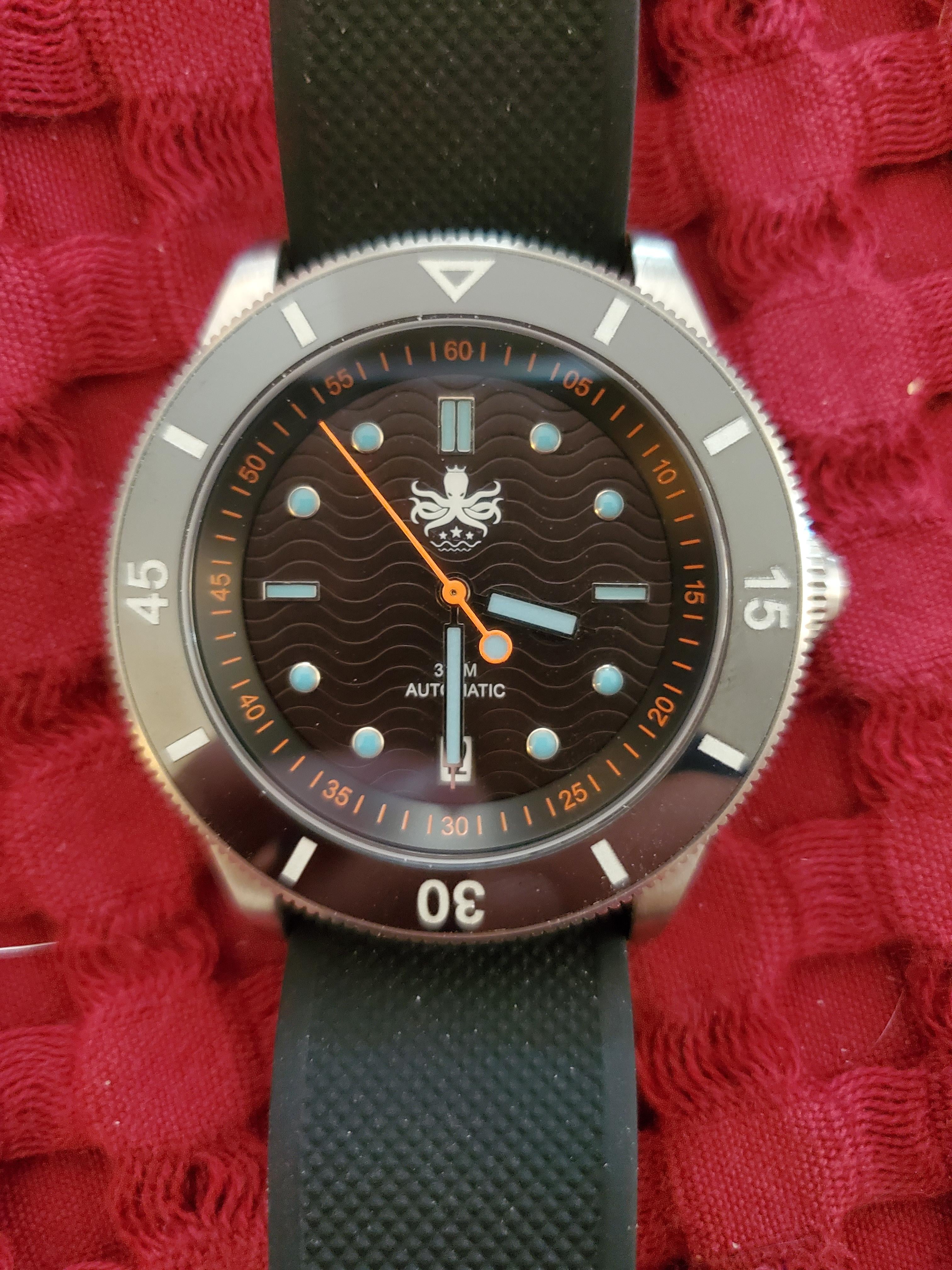 WTS Phoibos Wave Master PY010E 300M Automatic Dive Watch with