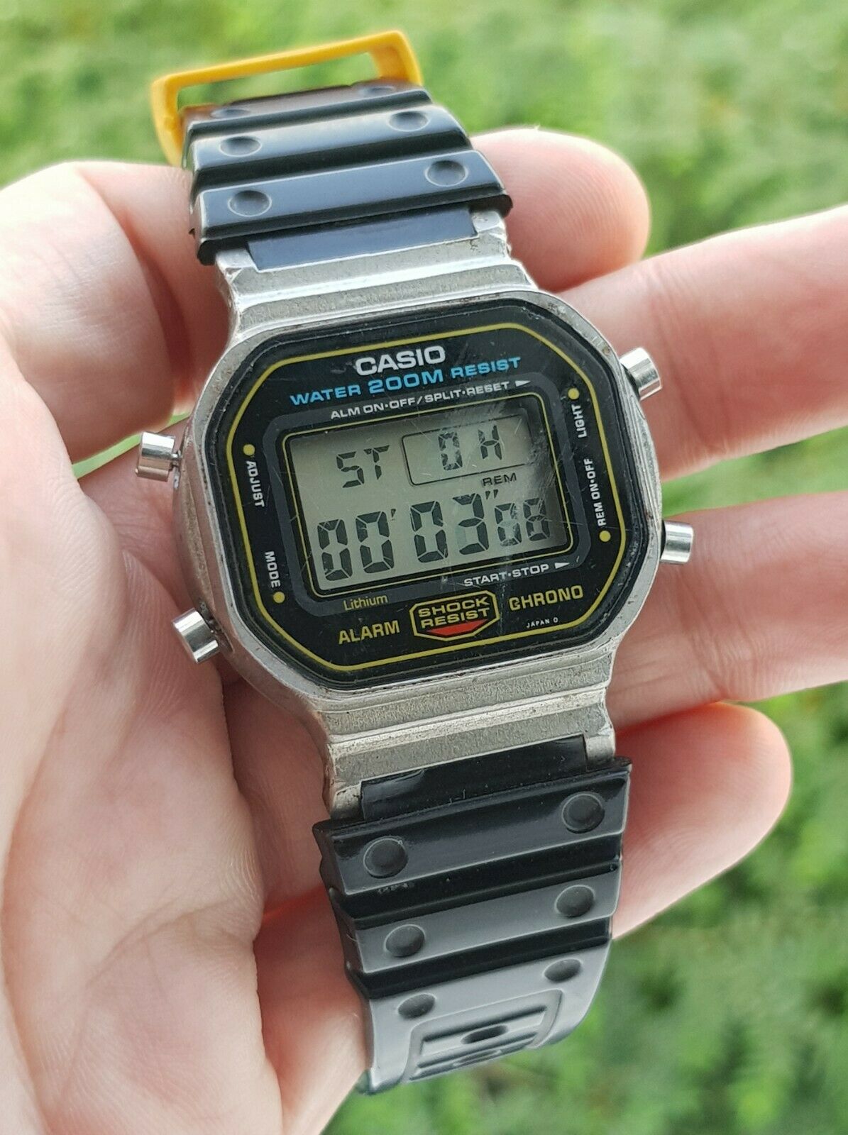 Casio G-Shock DW-5600 Mod.901 Japan H 200M Digital Watch 