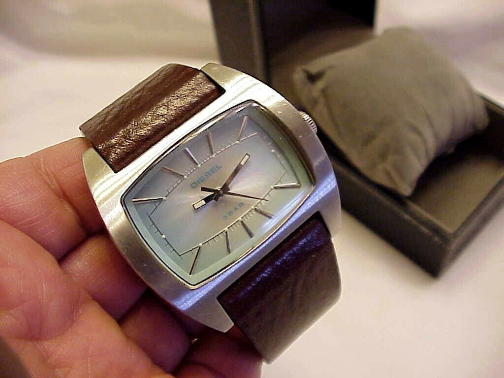 BIG Awesome DIESEL Watch w Box RARE Light Green Dial Wide Leather