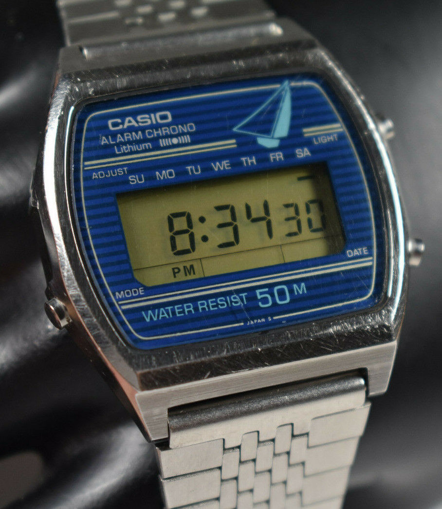 RARE! Vintage Casio W-61 Sailboat Men's Watch JAPAN NEW BATTERY