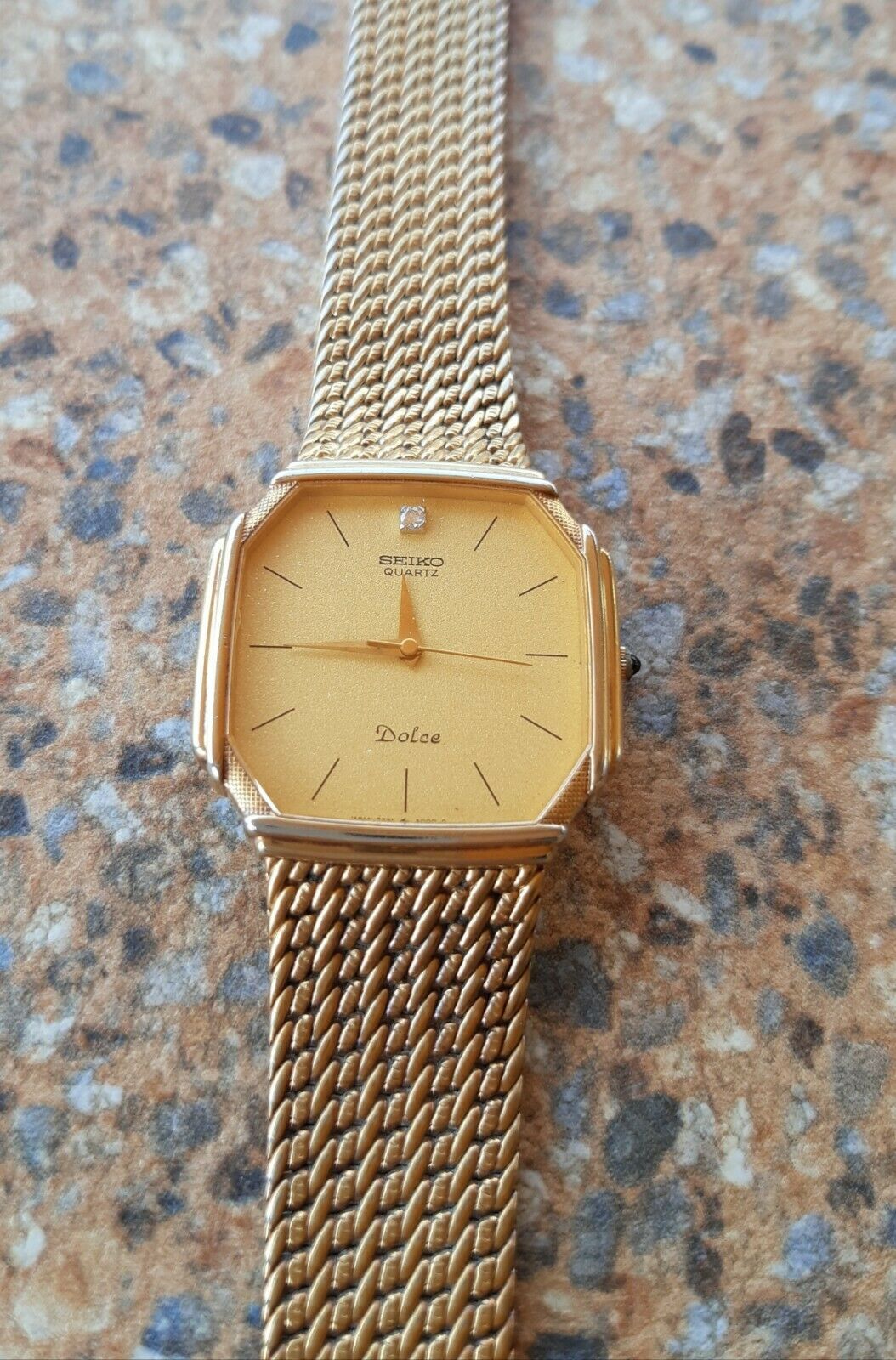 Vintage Seiko Dolce Quartz 7731 5000 September 1984 SGP Dress