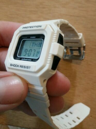 Casio G-SHOCK MINI Quartz Digital Watch GMN-550 White Vintage