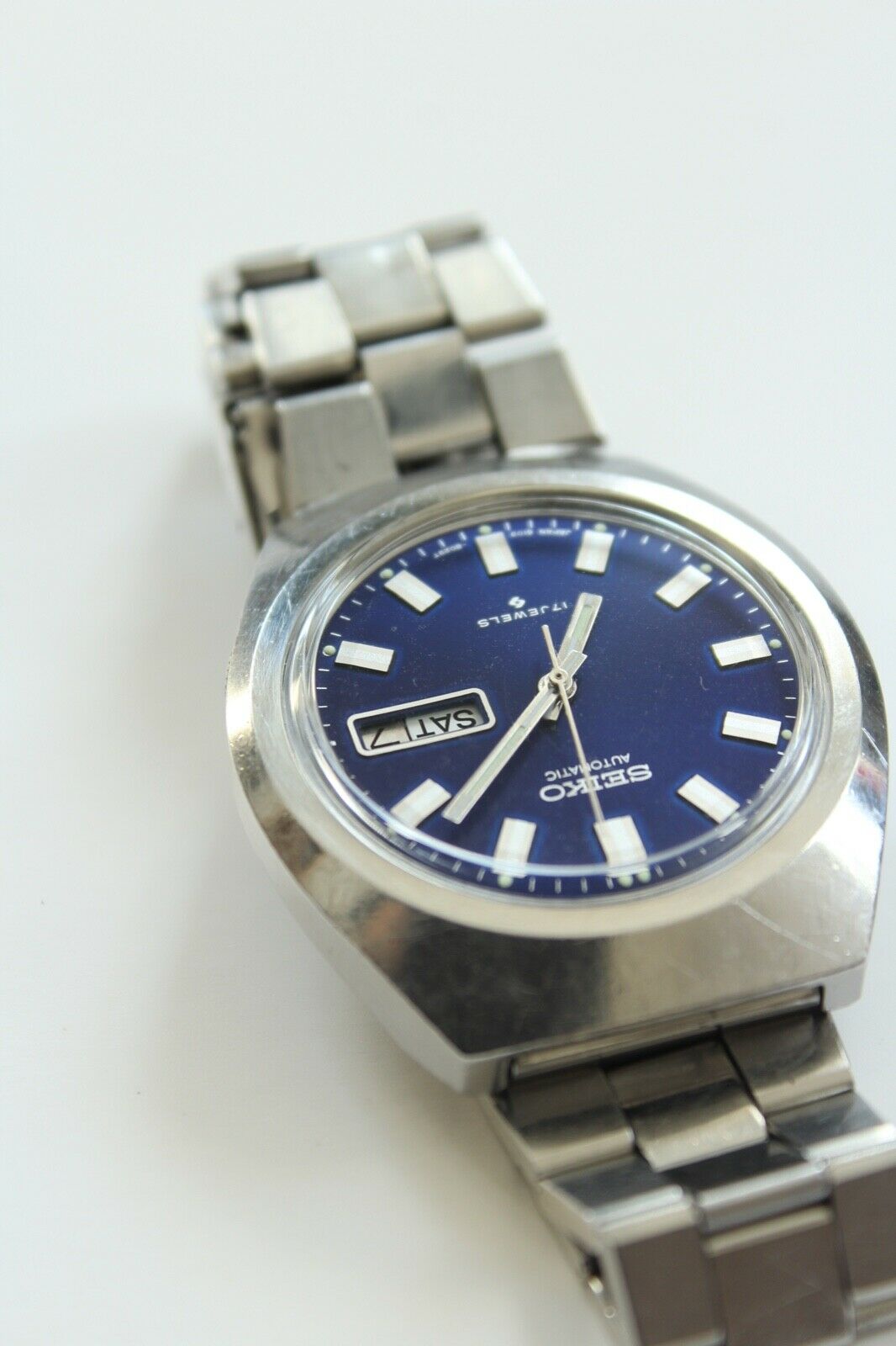 Vintage Seiko 6109-8029-P Mens Automatic Watch Original Bracelet 17 Jewels  | WatchCharts