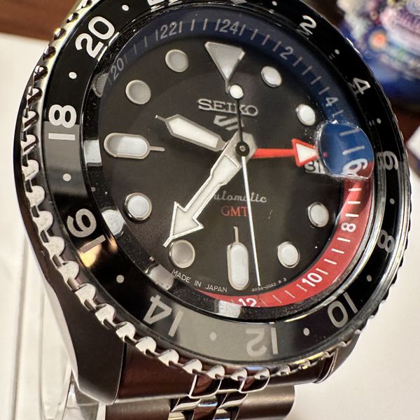 FS Seiko 5 SSK019 GMT "Pepsi" US Special Edition WatchCharts Marketplace