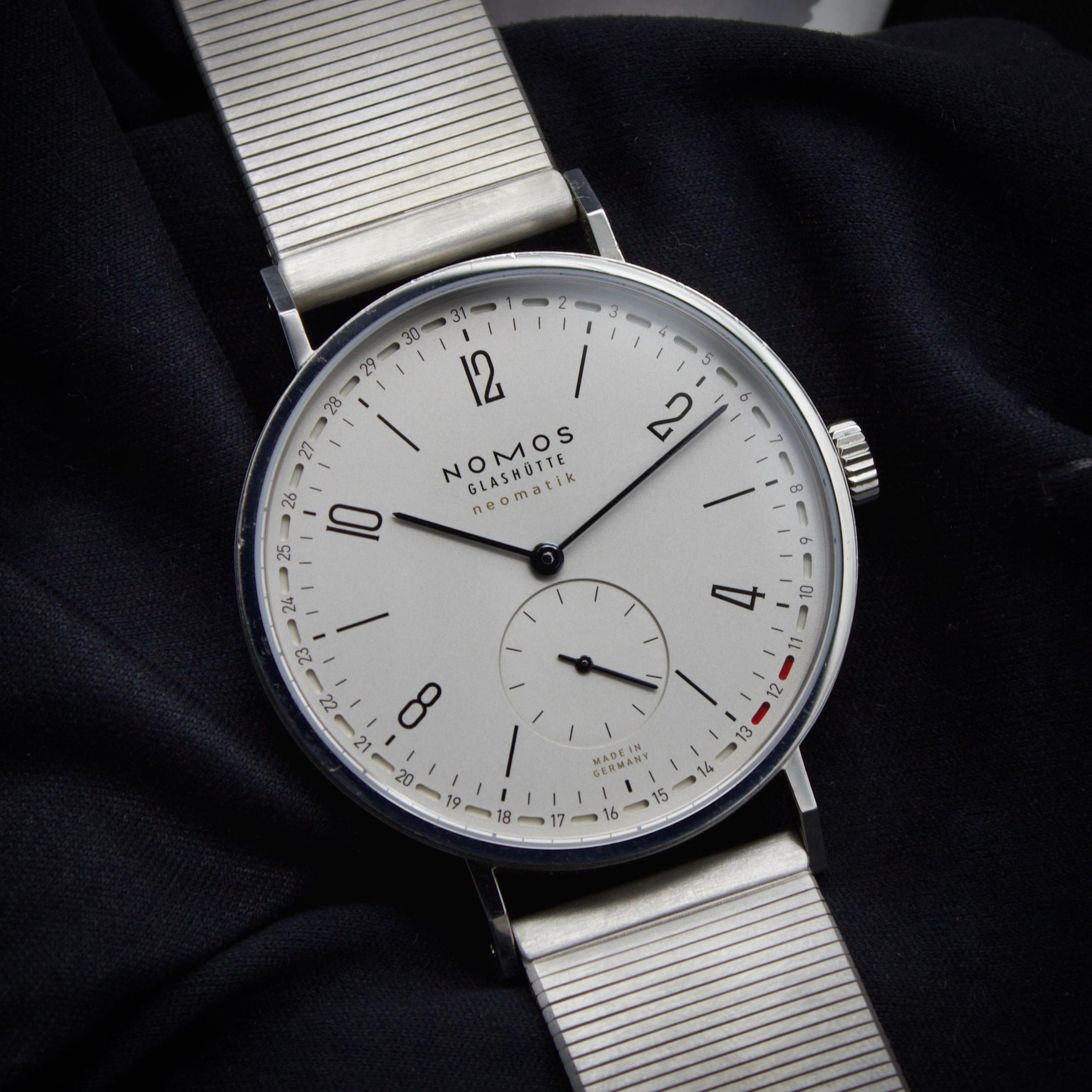 Nomos 180 discount