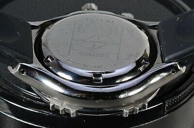 Seiko 5M42-0F70 Giugiaro design 200m Diver AGS/Kinetic Blackened