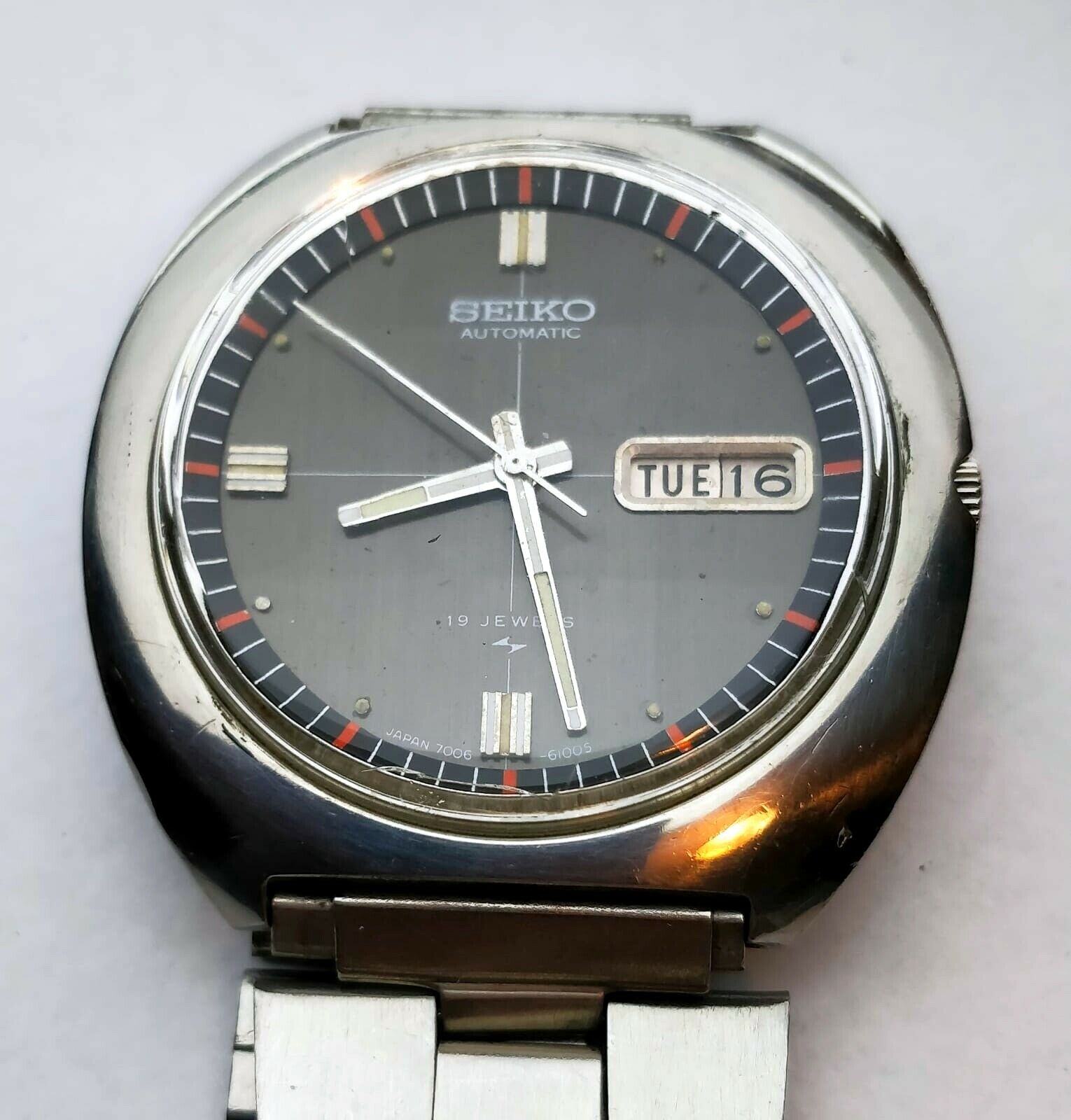 Seiko 2025 7006 6010