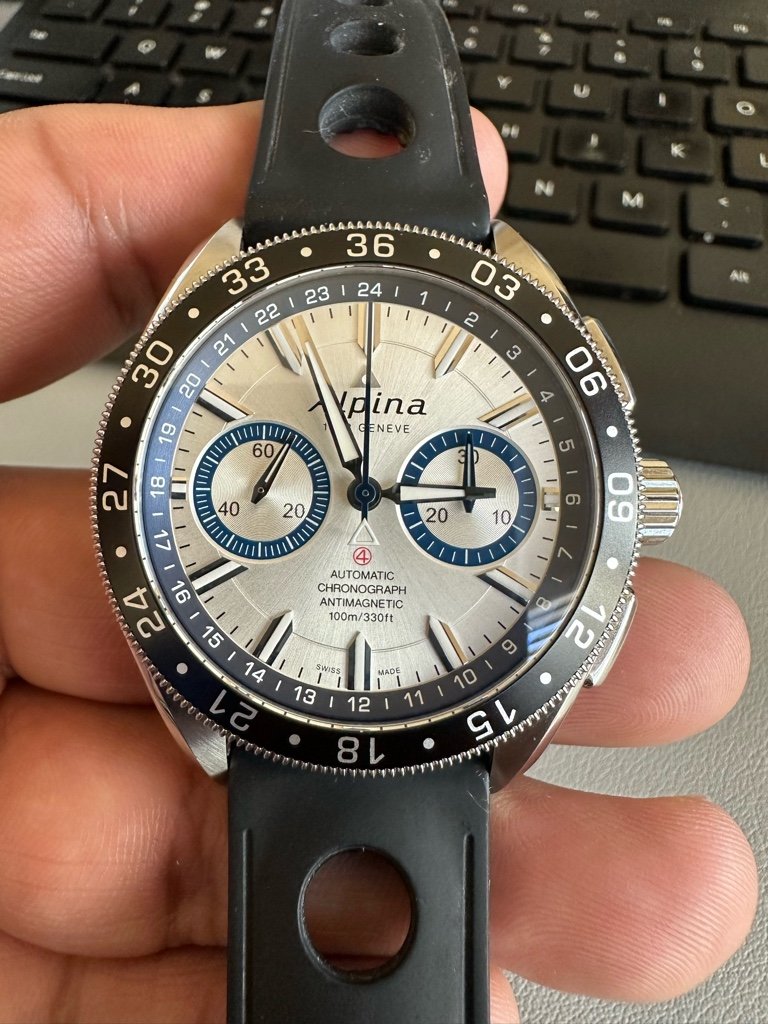 Alpina alpiner 4 outlet race for water