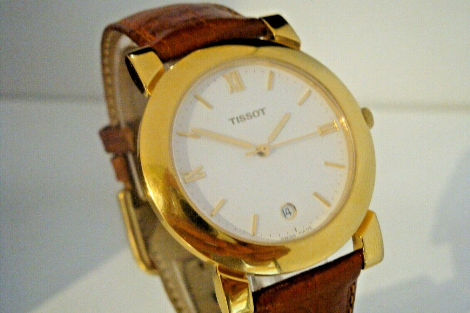 Tissot F385. Vintage gold plated gents watch. Quartz. Sapphire