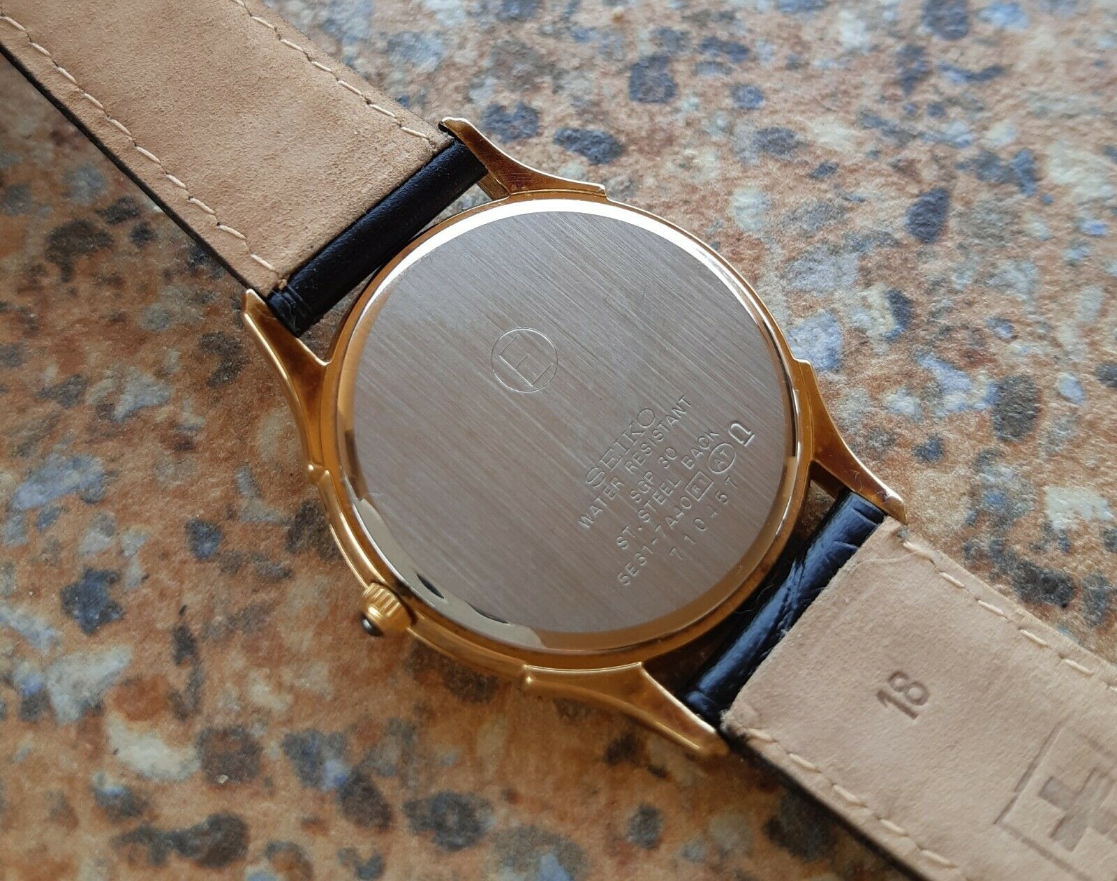 Seiko Dolce 5E31 7A40 High Accuracy Quartz HEQ January 1997 Dress 