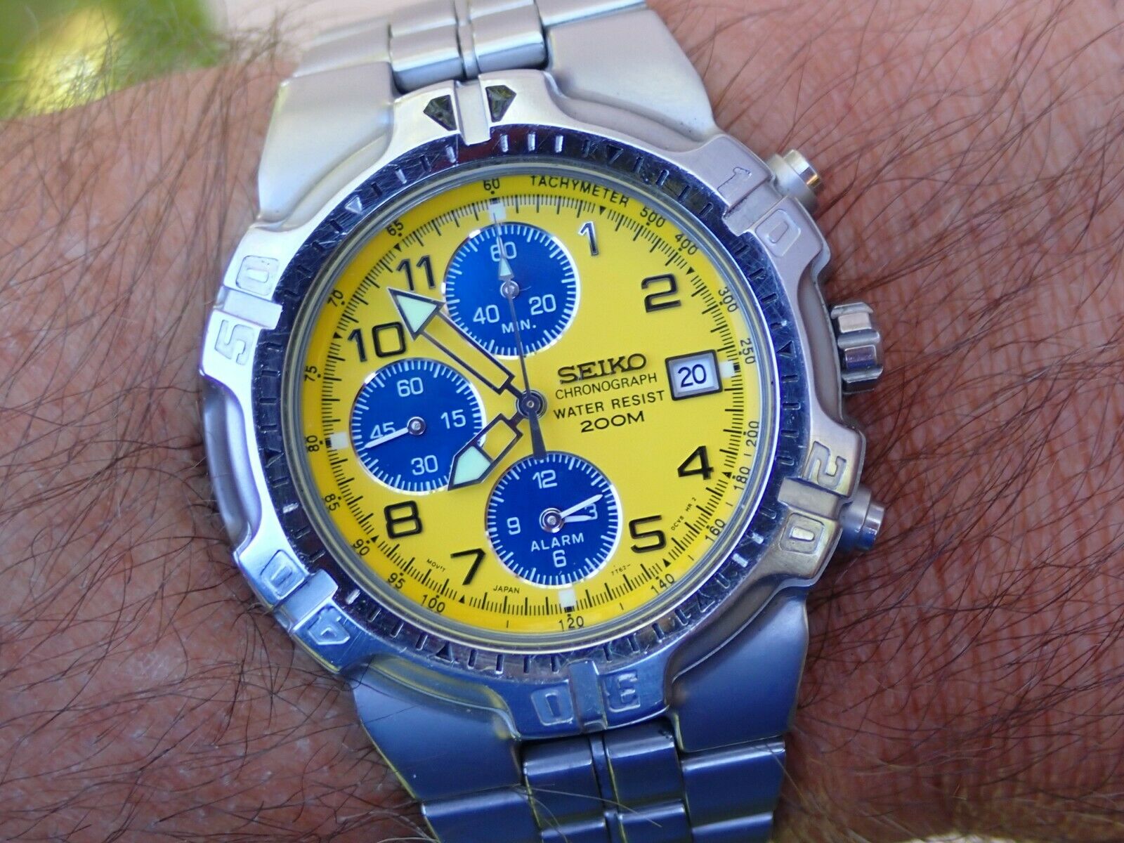 Seiko 200M Divers Yellow Dial Chronograph V RARE Only Made in 2005  7T62-0CL0 G/C | WatchCharts