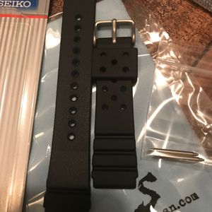 Seiko 22 mm flat vent rubber strap DAL1BP new from Seiya and fat bars |  WatchCharts