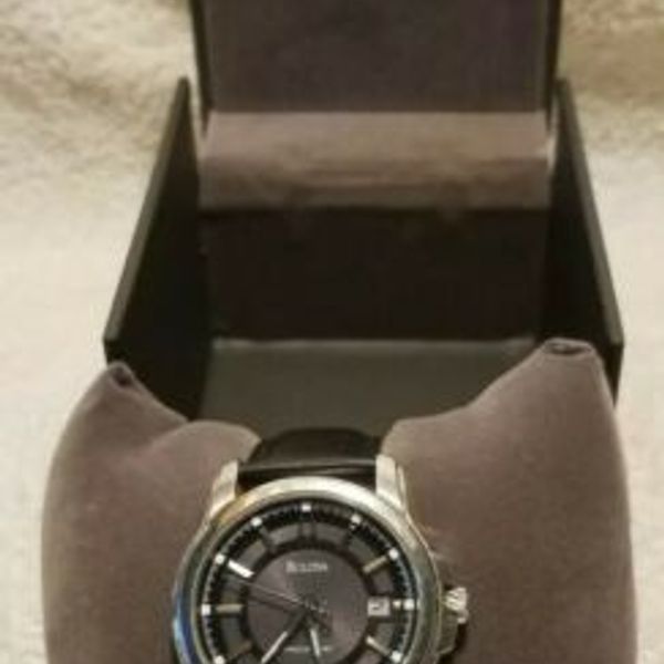 Bulova Precisionist Men's Watch w/ Date & New Battery in Original Box