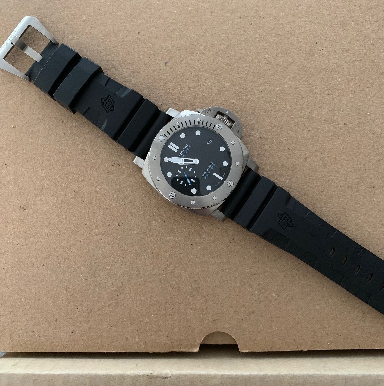 Panerai PAM 1305 V Serial 2020 Luminor Submersible Titanium 47mm