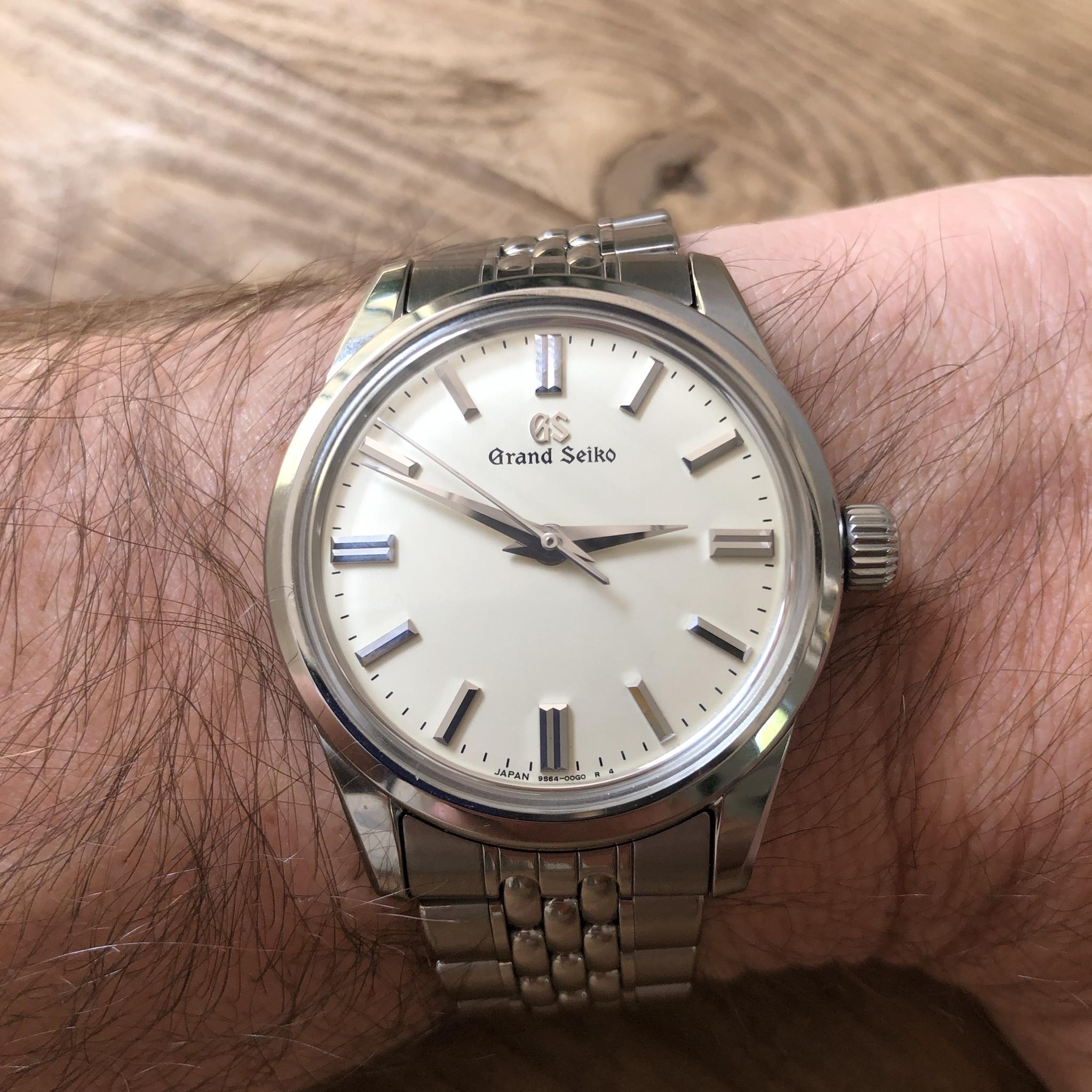 WTS] Grand Seiko Beads of Rice Bracelet - ref. A00A111J0 - 19mm |  WatchCharts