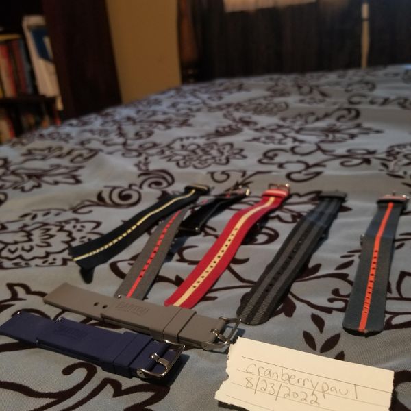 [WTS] 2x 20mm Barton Silicon Elite straps, 5x 20mm Barton NATO straps